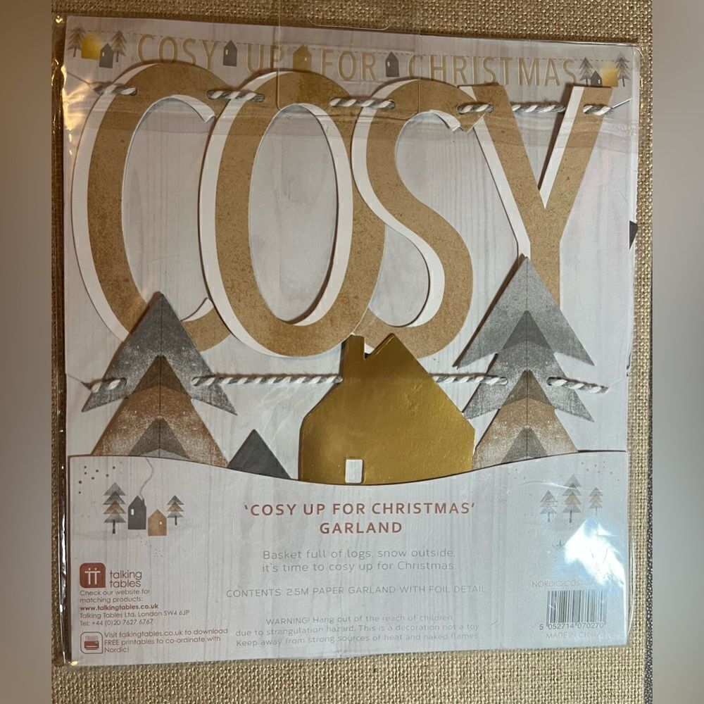 Cosy Up for Christmas Paper Banner Gold Foil Garland - large - new - 2.5M UK - Picture 3 of 4